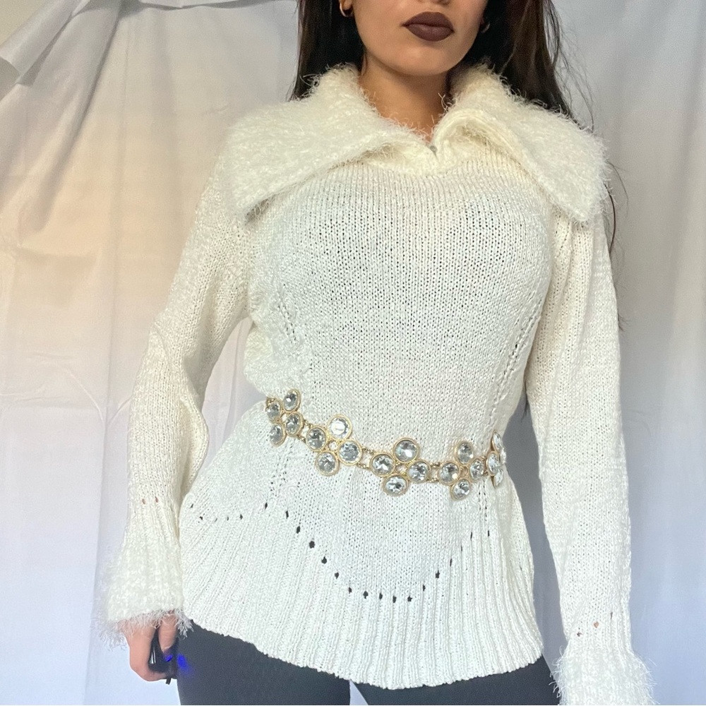 Chic White Knit Sweater